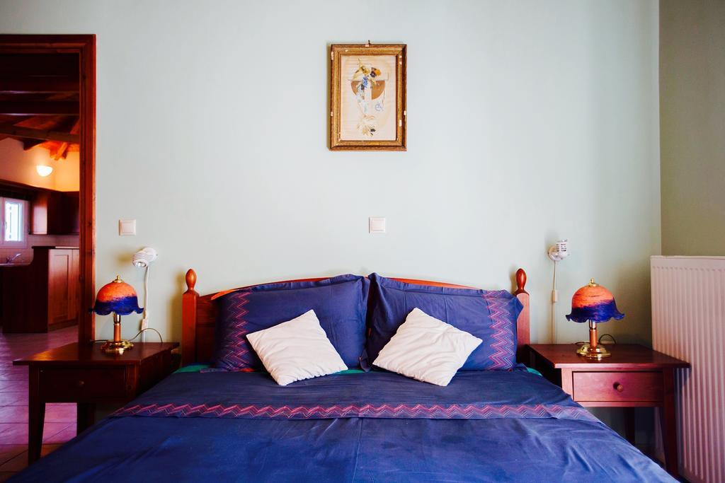 Loft Near The Beach ลูตรากี ภายนอก รูปภาพ